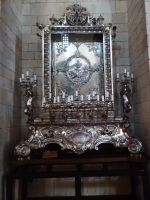 Kleiner Altar in der Cathedrale Maria di Romania - Tropea, Kalabrien &ndash; &copy; Marieta Beck (Eberhardt TRAVEL)