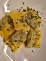 Silvester-Menü (Tortelli mit Brennessel/Butter/ Parmesan) &ndash; &copy; Katrin Deutschbein (Eberhardt TRAVEL)