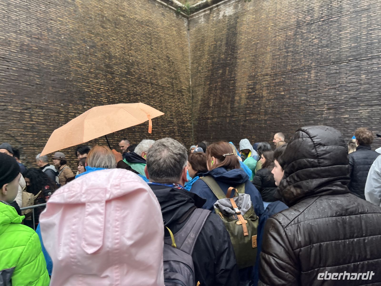ROM- Besuch Vatikanischen Garten und Museen - anstehen ! &ndash; &copy; Renate Grafe (Eberhardt TRAVEL)