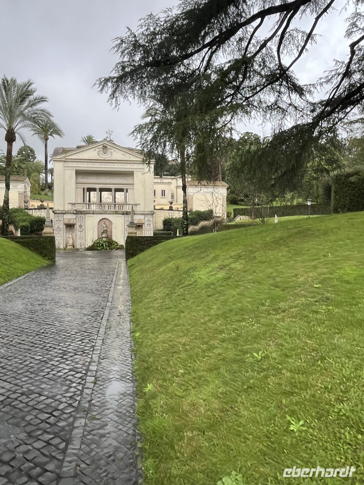 ROM- Besuch Vatikanischen Garten - Päpstliche Akademie der Wissenschaften &ndash; &copy; Renate Grafe (Eberhardt TRAVEL)