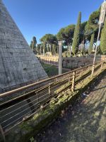ROM- Cestius- Pyramide - Grabmal &ndash; &copy; Renate Grafe (Eberhardt TRAVEL)