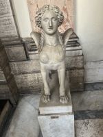 ROM- Besuch Vatikanischen Museen - Statue einer griechischen Sphinx &ndash; &copy; Renate Grafe (Eberhardt TRAVEL)