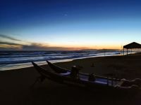 Strandspaziergang am Abend  &ndash; &copy; Monika Cortese (Eberhardt TRAVEL)