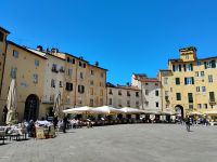 Piazza dell'anfiteatro, Lucca  &ndash; &copy; Monika Cortese (Eberhardt TRAVEL)