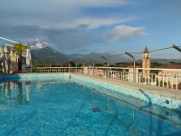 Hotelpool auf der Dachterasse