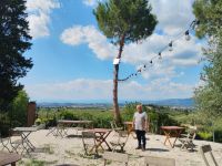 Mauro, Winzer des Weingutes  &ndash; &copy; Monika Cortese (Eberhardt TRAVEL)