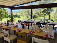 Am Safranhof ist für uns eingedeckt  &ndash; &copy; Monika Cortese (Eberhardt TRAVEL)