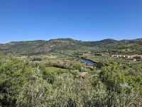 Bosa (Blick ins Temo-Tal) &ndash; &copy; Katrin Deutschbein (Eberhardt TRAVEL)