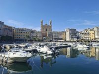 Bastia (Alter Hafen mit Kirche Saint-Jean-Baptiste) &ndash; &copy; Katrin Deutschbein (Eberhardt TRAVEL)