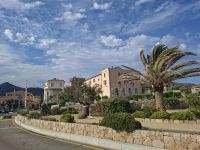 Balagne (L’Île-Rousse - Rathaus) &ndash; &copy; Katrin Deutschbein (Eberhardt TRAVEL)