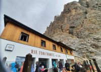 Toni Demez Hütte  &ndash; &copy; Betina Marinov (Eberhardt TRAVEL)
