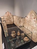 Paestum Museum - Steingrab.jpg &ndash; &copy; Thomas Börner (Eberhardt TRAVEL)