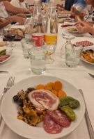 Padula Kartäuserkloster Mittagessen.jpg &ndash; &copy; Thomas Börner (Eberhardt TRAVEL)