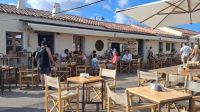 Café am Hauptplatz San Pantaleo &ndash; &copy; Anette Rietz (Eberhardt TRAVEL)