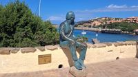 Statue Prinz Kamir Aga Khan auf der Piazzetta Principe Karim Aga Khan IV &ndash; &copy; Anette Rietz (Eberhardt TRAVEL)