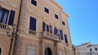 Rathaus La Maddalena &ndash; &copy; Anette Rietz (Eberhardt TRAVEL)