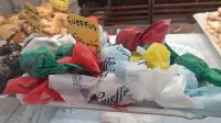 Sardische Süßigkeiten auf dem Markt in Cagliari &ndash; &copy; Anette Rietz (Eberhardt TRAVEL)
