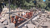 Mittagessen bei den Hirten von Orgosolo &ndash; &copy; Anette Rietz (Eberhardt TRAVEL)