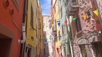 Bunte Gasse in Bosa &ndash; &copy; Anette Rietz (Eberhardt TRAVEL)