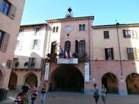 Rathaus von Alba &ndash; &copy; Ingrid Langer (Eberhardt TRAVEL)
