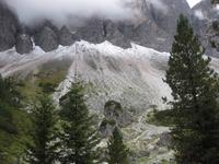 Am Fuß der Villnösser Geisler Spitzen &ndash; &copy; Annette Zocher (Eberhardt TRAVEL)