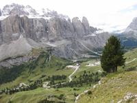 Grödner Joch und Sellagruppe  &ndash; &copy; Annette Zocher (Eberhardt TRAVEL)