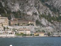 Rückblick auf Limone und die Zitronengärten &ndash; &copy; Gabriele Schwarze (Eberhardt TRAVEL)