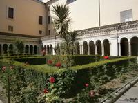 Innenhof  &ndash; &copy; Gabriele Schwarze (Eberhardt TRAVEL)