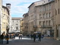 Corso Vanucci &ndash; &copy; Gabriele Schwarze (Eberhardt TRAVEL)