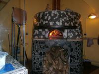 Pizzaofen &ndash; &copy; Gabriele Schwarze (Eberhardt TRAVEL)