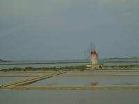 Salzgärten bei Trapani &ndash; &copy; Gabriele Schwarze (Eberhardt TRAVEL)