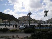 Bonifacio vom hinteren Hafenteil aus gesehen. &ndash; &copy; Martin Brützke (Eberhardt TRAVEL)
