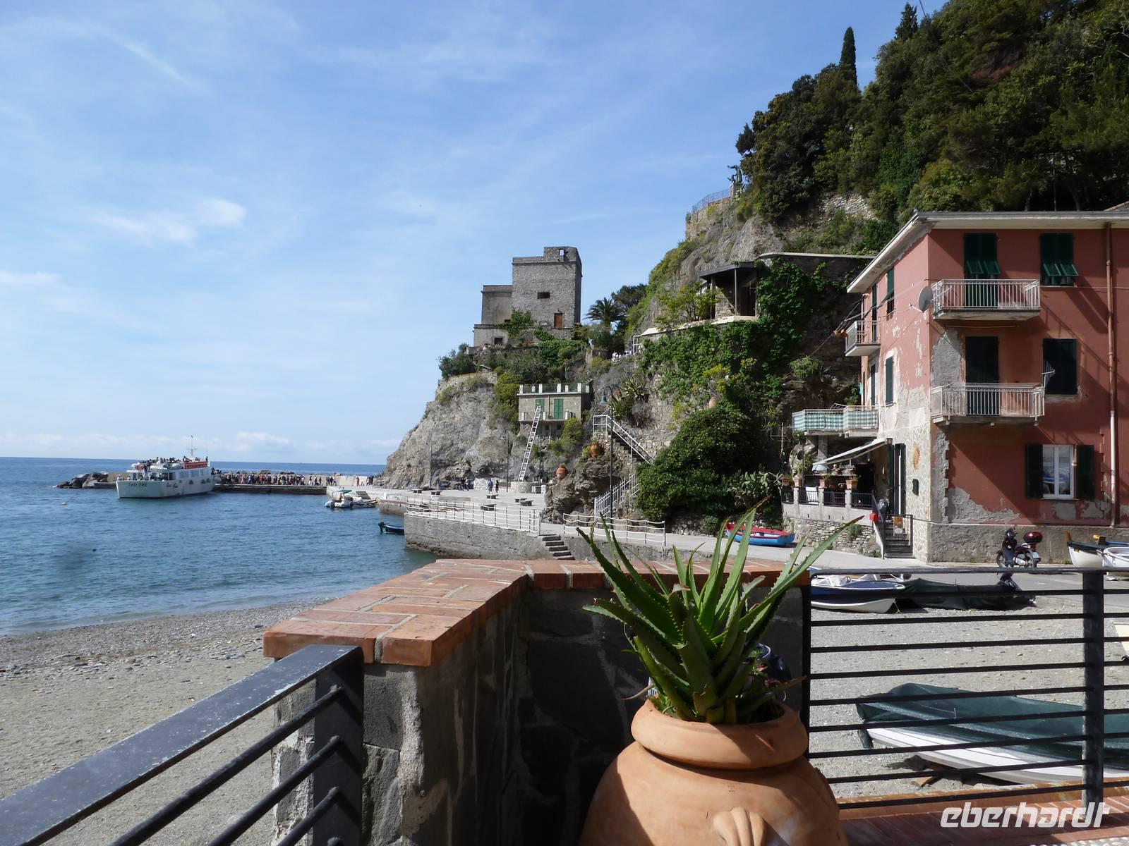 Monterosso-Altstadt-Schiffsanlegestelle &ndash; &copy; Betina Marinow (Eberhardt TRAVEL)