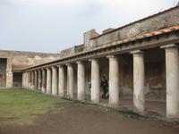Pompeji - Säulengang  &ndash; &copy; Annette Zocher (Eberhardt TRAVEL)