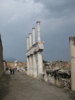 Pompeji - Säulen auf dem Forum &ndash; &copy; Annette Zocher (Eberhardt TRAVEL)