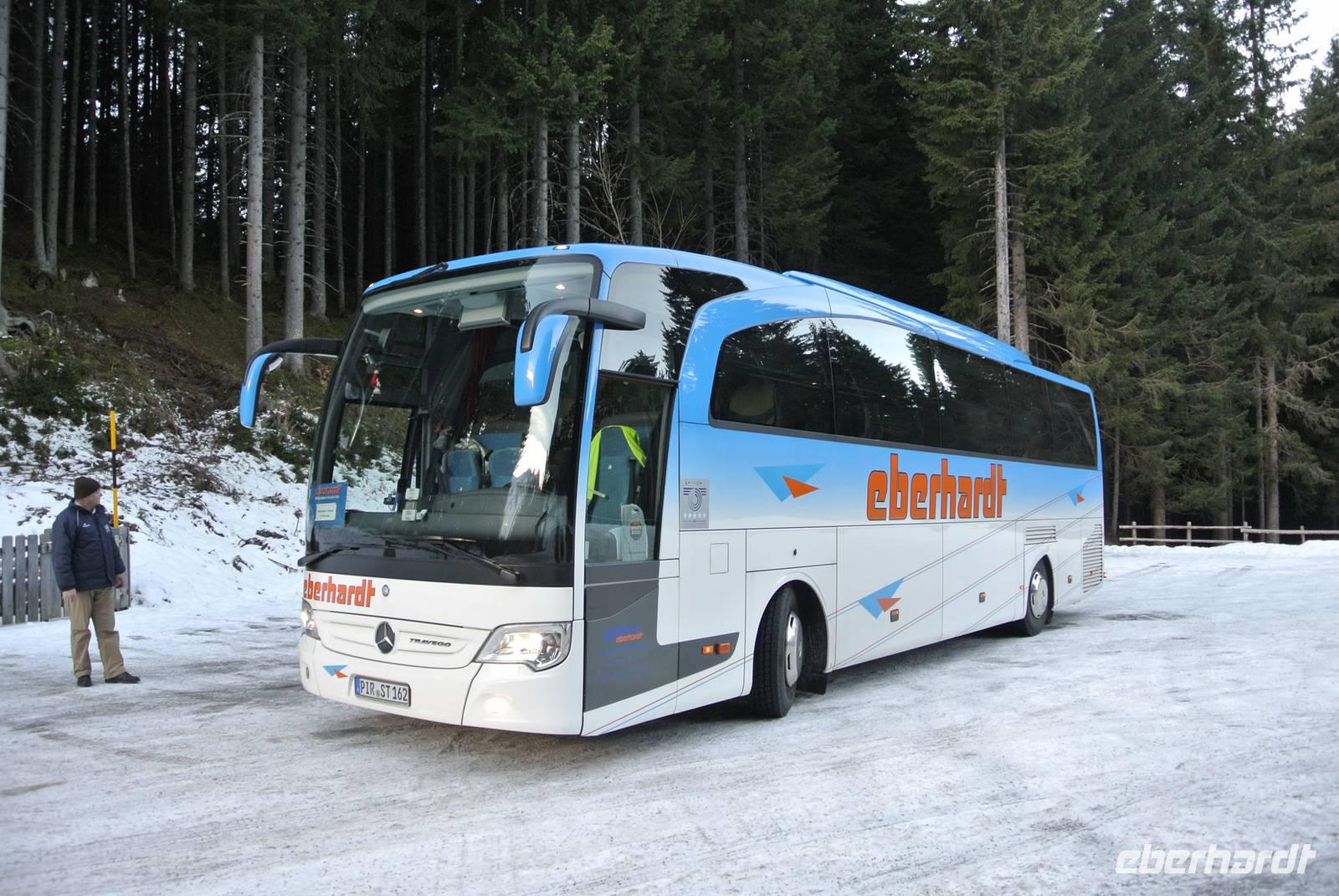 Bus am Karersee &ndash; &copy; Gerd Przybyla (Eberhardt TRAVEL)