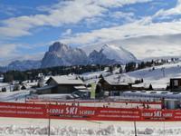 Seiser Alm-Blick zum Platt-und Langkofel &ndash; &copy; Ingrid Langer (Eberhardt TRAVEL)