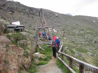 ... und weiter geht es nach der Rast in der Rifugio Larcher &ndash; &copy; Annette Zocher (Eberhardt TRAVEL)
