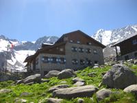 Denza Hütte (2298 m) &ndash; &copy; Annette Zocher (Eberhardt TRAVEL)