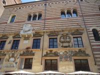 Verona_Palazzo_Comunale &ndash; &copy; Walburga Lindner (Eberhardt TRAVEL)
