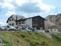 Valparola Pass Hütte &ndash; &copy; Betina Marinow (Eberhardt TRAVEL)
