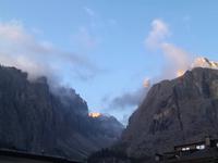 Sonnenaufgang am Sella-Stock  &ndash; &copy; Annett Seese (Eberhardt TRAVEL)