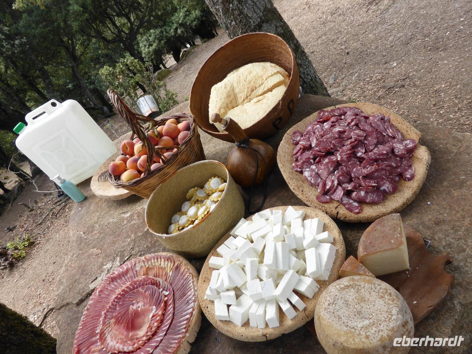 Orgosolo - Hirtenessen - Antipasti &ndash; &copy; Claudia Bernhardt (Eberhardt TRAVEL)