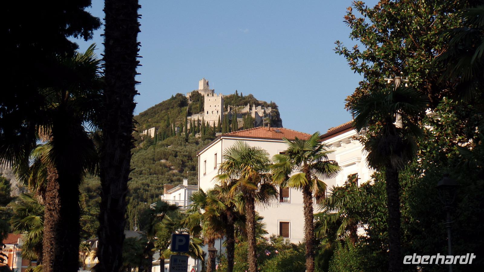 Burgberg Arco &ndash; &copy; Petra Sauer (Eberhardt TRAVEL)