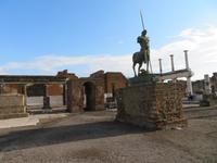 Erkundungen in Pompeji - Zivilforum &ndash; &copy; Martin Jentzsch (Eberhardt TRAVEL)