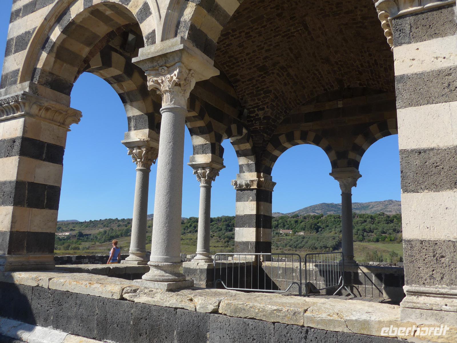 Italien, Sardinien, Kirche Santissima Trinita &ndash; &copy; Ria Heilmann (Eberhardt TRAVEL)