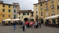 Lucka, Stadtführung mit Nada,Piazza dell'anfiteatro &ndash; &copy; Gisela Gerlach (Eberhardt TRAVEL)