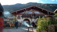 Glühwein und Feuer nach dem Museumsrundgang &ndash; &copy; Dorothea Baumert (Eberhardt TRAVEL)