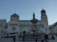 Trento Domplatz &ndash; &copy; Philipp Schmitz (Eberhardt TRAVEL)