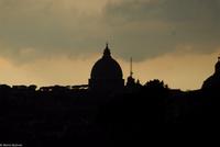 Rom - Forum Romanum - Palatin - Einer der sieben Hügel Roms bei Gewitterstimmung - Blick zum Petersdom &ndash; &copy; Martin Büchner (Eberhardt TRAVEL)